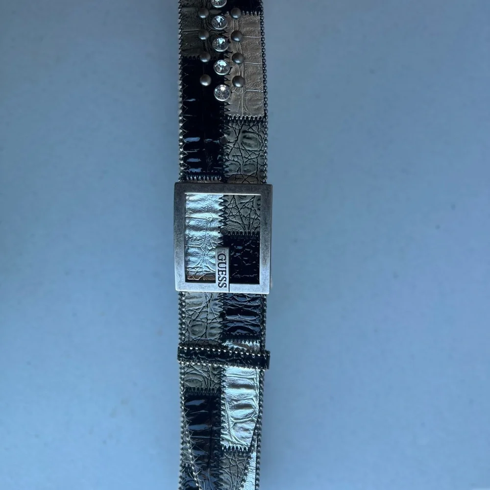 GUESS Y2K Studded Rhinestone Patchwork Belt Black Silver Small Western Glam